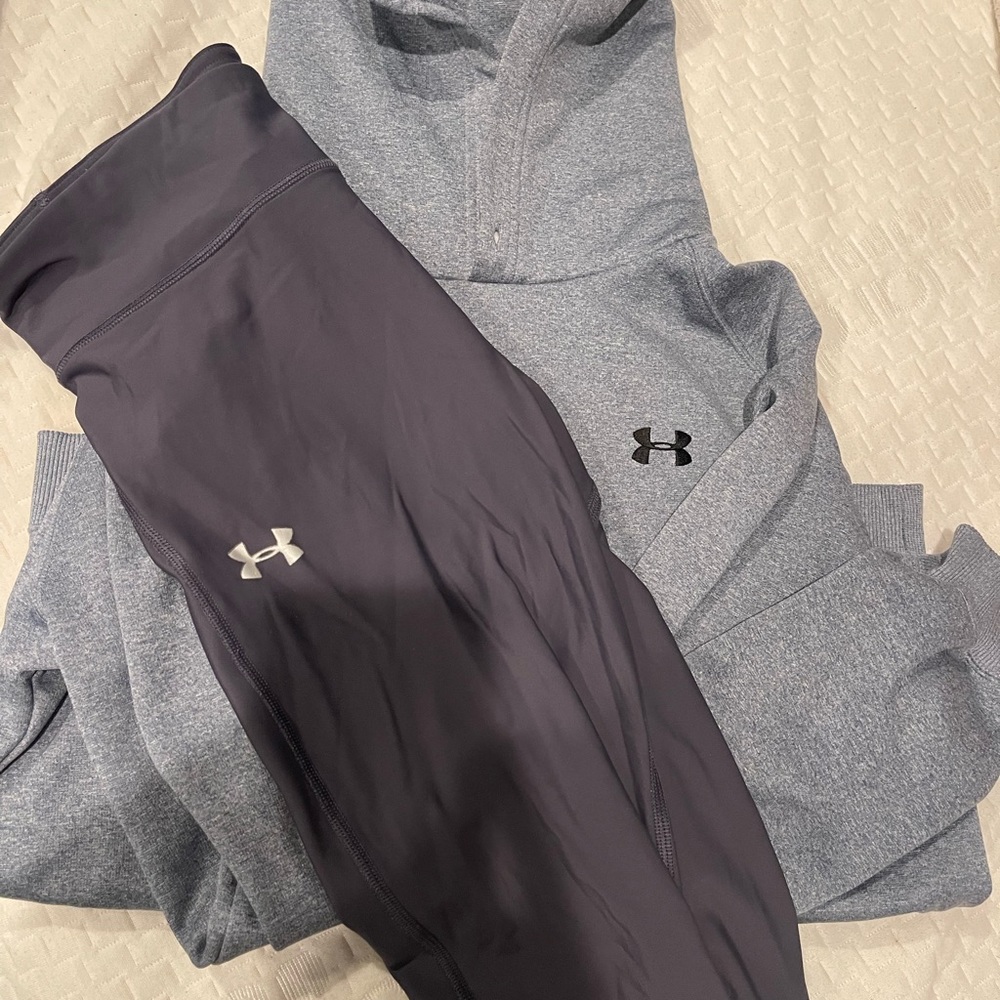 Under amour hoodie and leggings